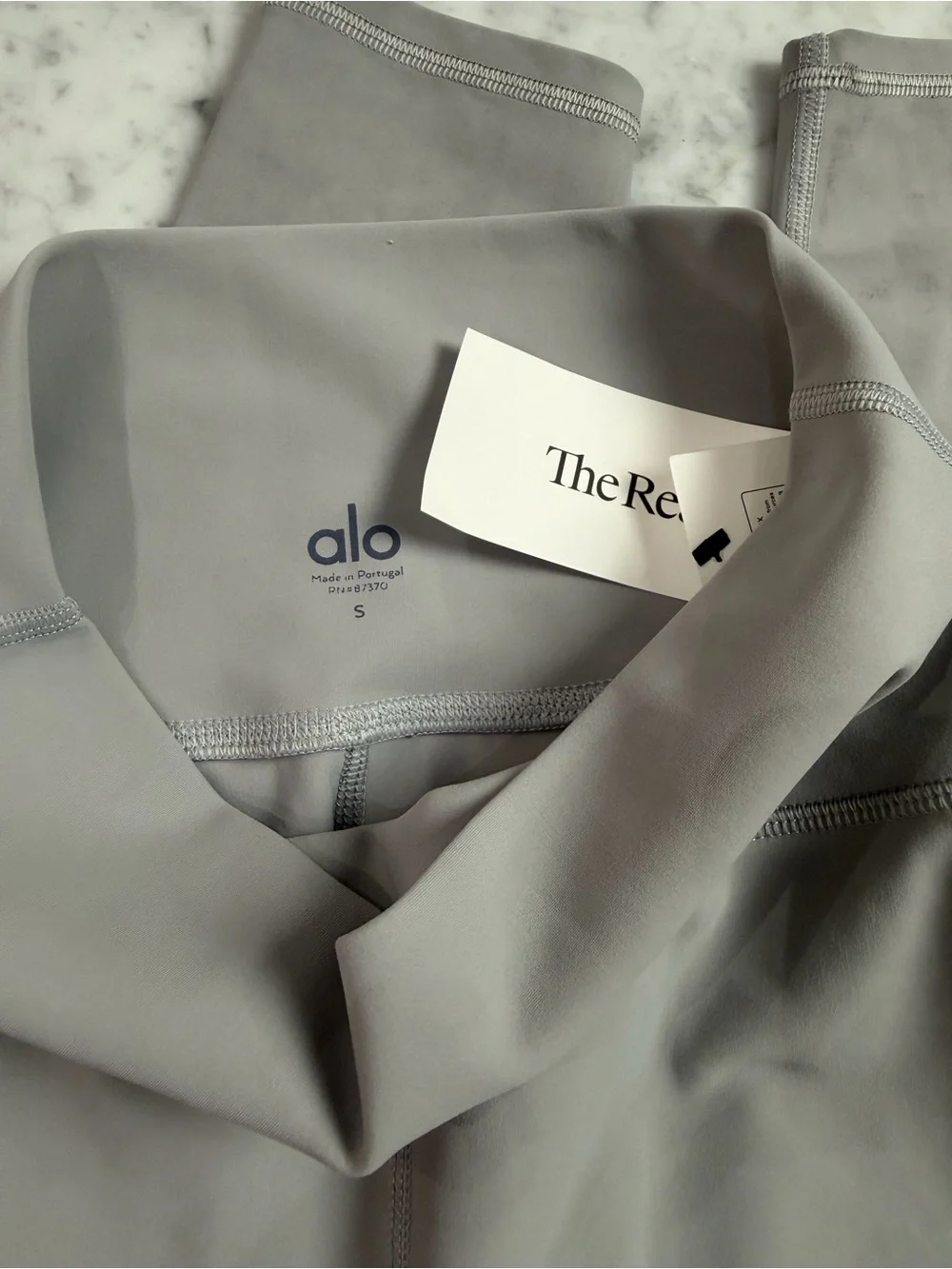 ALO Yoga Light Gray leggings